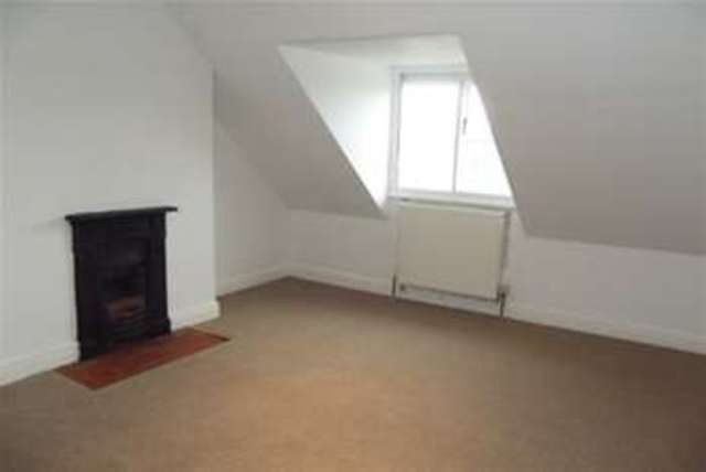  Image of 3 Bedroom Terraced to rent at Redditch, B98 8EZ
