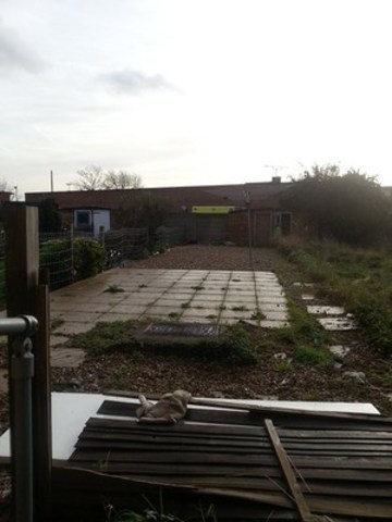  Image of 2 Bedroom Ground Flat to rent at EASTERN AVENUE NEWBURY PARK ILFORD, IG2 7SE