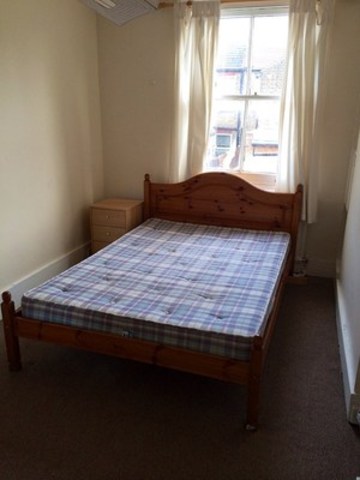  Image of 3 Bedroom Terraced to rent at ELEANOR ROAD  STRATFORD, E15 4AB