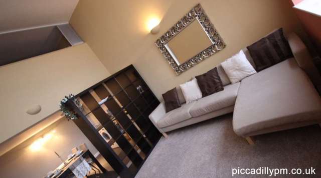  Image of 3 Bedroom Apartment to rent at Empress Street Old Trafford Manchester, M16 9EN