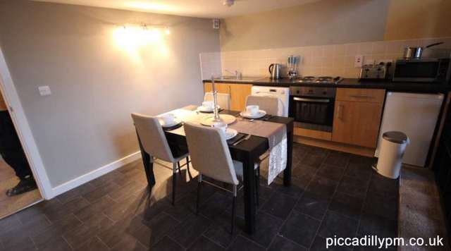  Image of 3 Bedroom Apartment to rent at Empress Street Old Trafford Manchester, M16 9EN