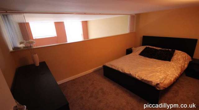  Image of 3 Bedroom Apartment to rent at Empress Street Old Trafford Manchester, M16 9EN