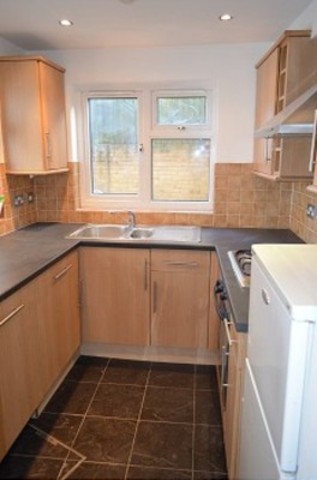  Image of 1 Bedroom Flat to rent at Essex Road  Islington, N1 3PF