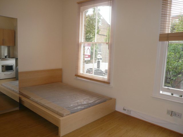  Image of Studio to rent at Fairbridge Road  Archway, N19 3HU