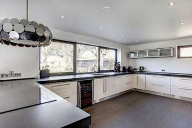  Image of 4 Bedroom Property for sale at Thrigby Road Filby Great Yarmouth, NR29 3HJ