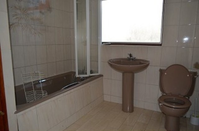  Image of 4 Bedroom Detached to rent at Firs Park Avenue  Winchmore Hill, N21 2PR