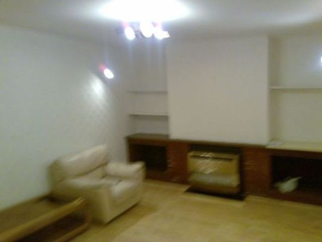 Image of 3 Bedroom Flat to rent at Francis Road  Leyton, E10 6PL
