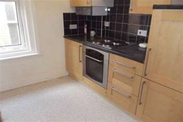  Image of 2 Bedroom Flat to rent at Bournemouth, BH6 5EG