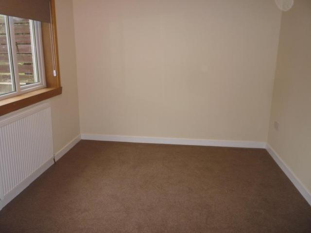  Image of 2 Bedroom Flat to rent at Rosyth Fife Fife, KY11 2UJ