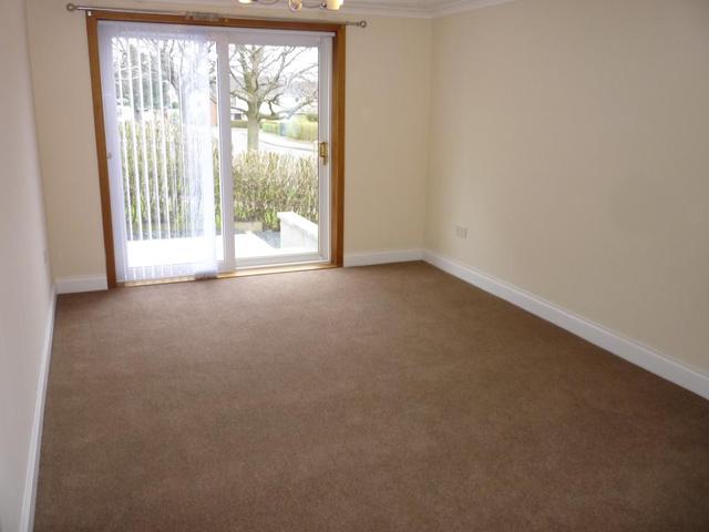  Image of 2 Bedroom Flat to rent at Rosyth Fife Fife, KY11 2UJ
