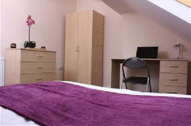  Image of 6 Bedroom House Share to rent at Lenton Nottinghamshire Lenton, NG7 2DQ