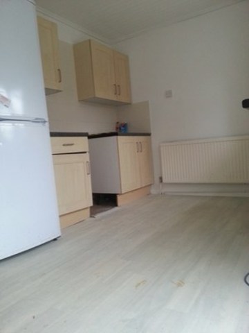  Image of 3 Bedroom End of Terrace to rent at GREATFIELD AVE  EAST HAM, E6 3RU