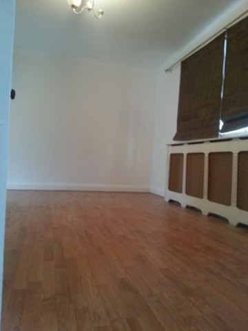  Image of 3 Bedroom End of Terrace to rent at GREATFIELD AVE  EAST HAM, E6 3RU