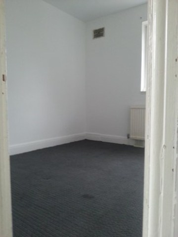  Image of 3 Bedroom End of Terrace to rent at GREATFIELD AVE  EAST HAM, E6 3RU