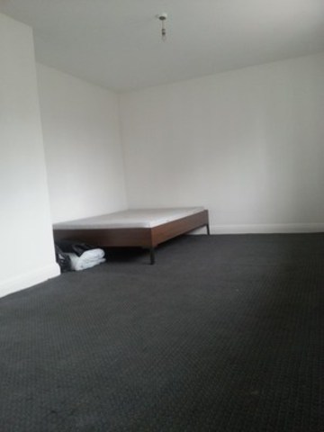 Image of 3 Bedroom End of Terrace to rent at GREATFIELD AVE  EAST HAM, E6 3RU