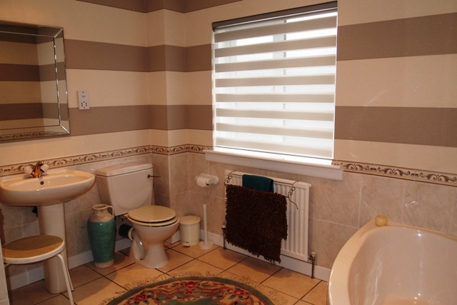  Image of 4 Bedroom Detached to rent at Cambuslang Glasgow Glasgow, G72 8AJ
