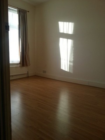  Image of Terraced to rent at GUILDFORD ROAD  SEVEN KINGS, IG3 9YD