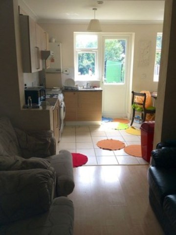  Image of 3 Bedroom Terraced to rent at HAMDEN CRESCENT DAGENHAM HEATH ROMFORD, RM10 7HP