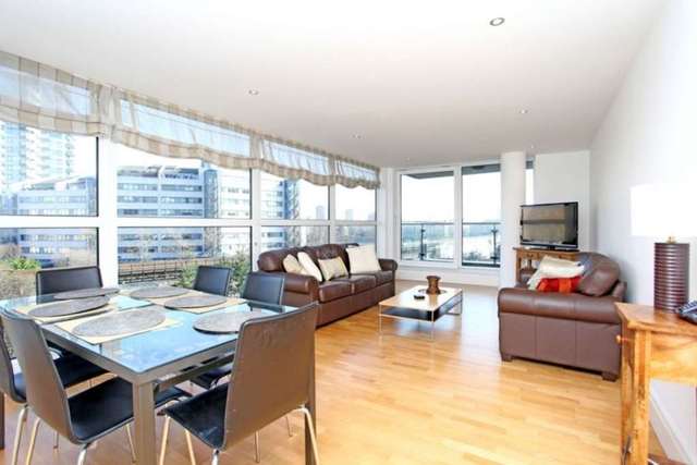  Image of Semi-Detached to rent at Fulham SW6 2SS Fulham London, SW6 2SS