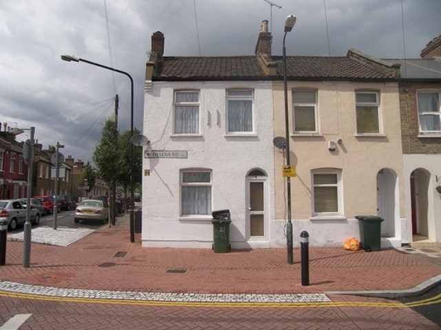  Image of 2 Bedroom End of Terrace to rent at Helena Road Plaistow London, E13 0DU