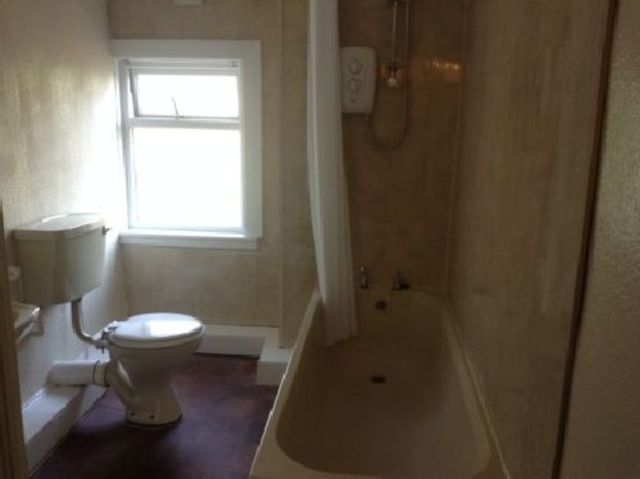  Image of 3 Bedroom House Share to rent at Selly Oak West Midlands Selly Oak, B29 6EP