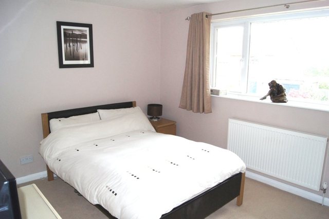  Image of 2 Bedroom Detached to rent at Lower Broadheath Worcester Lower Broadheath, WR2 6QW