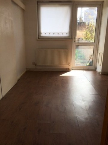  Image of 1 Bedroom Ground Flat to rent at KIMBERLY HOUSE GALBRAITH STREET LIMEHOUSE, E14 3LS