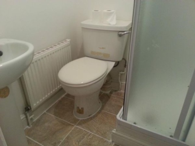  Image of 1 Bedroom Flat to rent at Kings Cross Road  Kings Cross, WC1X 9DS