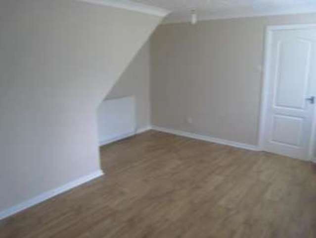  Image of 2 Bedroom Terraced to rent at Wetherby LS22 Wetherby, LS22 7FU