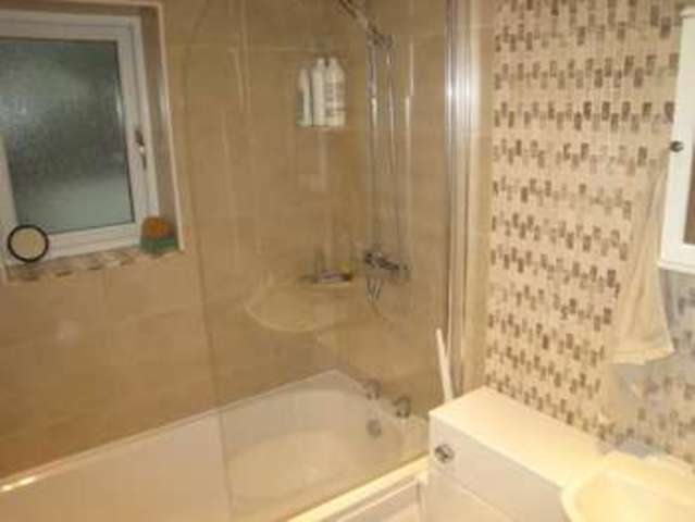  Image of 2 Bedroom Terraced to rent at Wetherby LS22 Wetherby, LS22 7FU