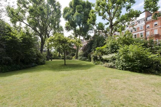  Image of 2 Bedroom Flat to rent at Lennox Gardens  London, SW1X 0DE