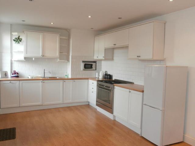  Image of 2 Bedroom Semi-Detached to rent at Stirling Town Stirling Stirling, FK7 7PS