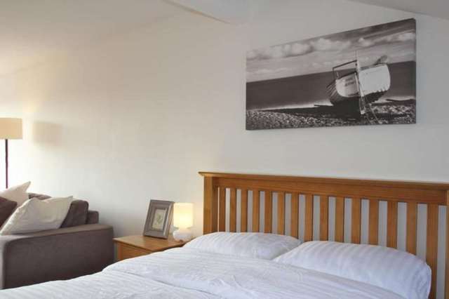  Image of 1 Bedroom House Share to rent at Reading  Reading, RG30 4LG