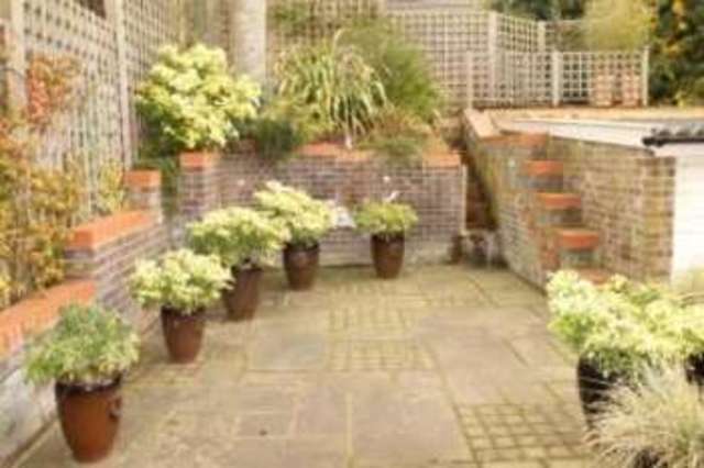  Image of 3 Bedroom Semi-Detached for sale at Guildford Surrey Onslow Village, GU2 7NY