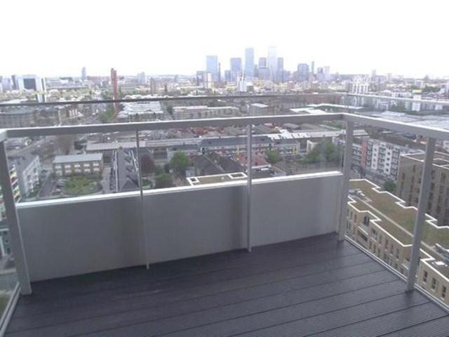  Image of 3 Bedroom Flat for sale at Marner Point Bromley By Bow London, E3 3QB