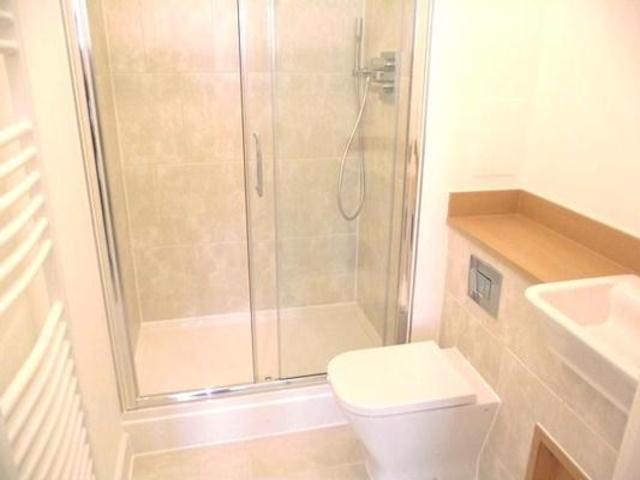  Image of 3 Bedroom Flat for sale at Marner Point Bromley By Bow London, E3 3QB