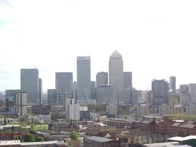  Image of 3 Bedroom Flat for sale at Marner Point Bromley By Bow London, E3 3QB