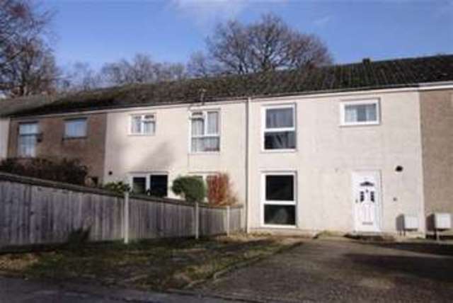  Image of 3 Bedroom Detached to rent at Southampton, SO16 8GR