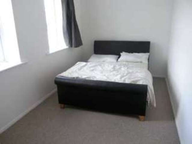  Image of 1 Bedroom Apartment to rent at Memorial Avenue  West Ham, E15 3BT