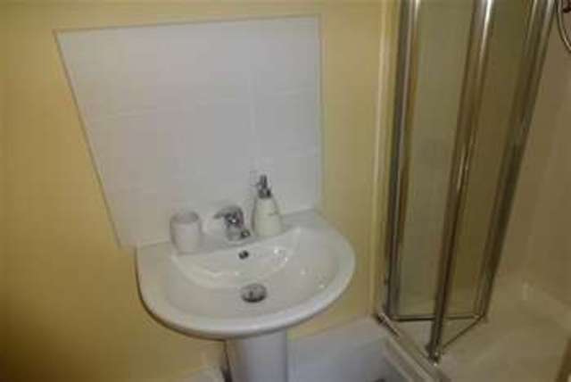  Image of 2 Bedroom Property to rent at Willenhall, WV12 5LY