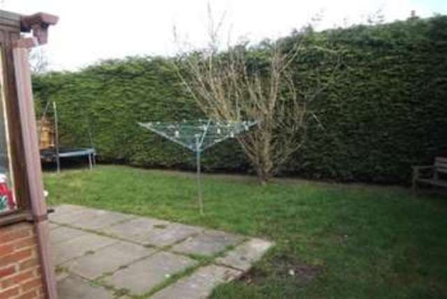  Image of 2 Bedroom Detached to rent at Wrexham, LL11 3YY