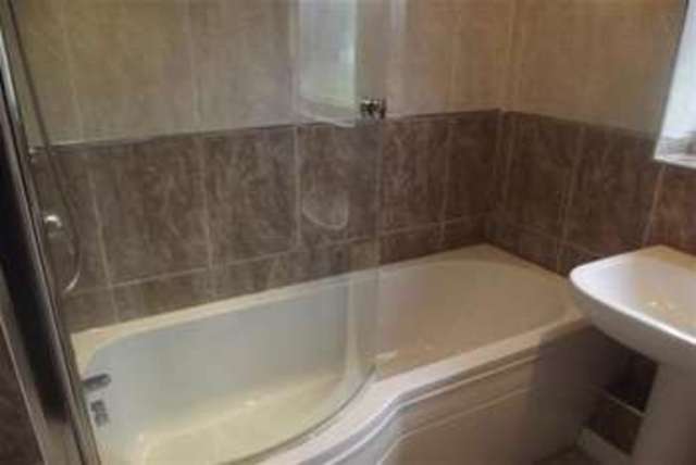  Image of 2 Bedroom Detached to rent at Wrexham, LL11 3YY