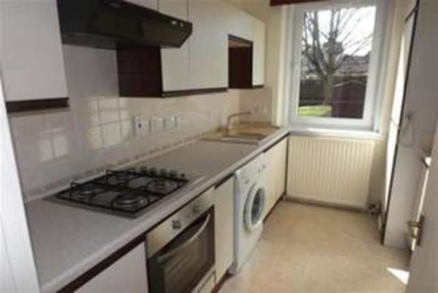  Image of 2 Bedroom Flat to rent at Dundee, DD3 8AD