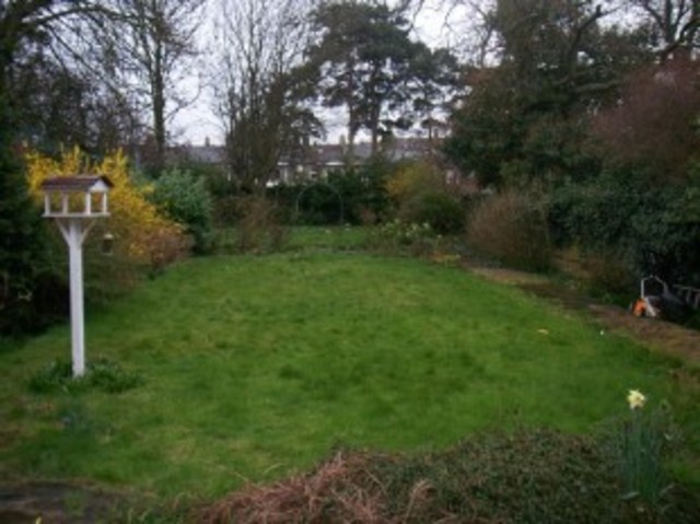  Image of Studio to rent at Old Park Road  London, N13 4RE