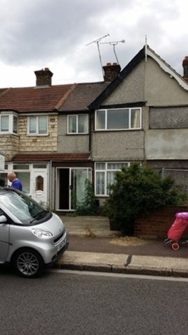  Image of 3 Bedroom Terraced to rent at OVAL ROAD SOUTH  DAGENHAM HEATH, RM10 9DS