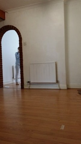  Image of 3 Bedroom Terraced to rent at OVAL ROAD SOUTH  DAGENHAM HEATH, RM10 9DS