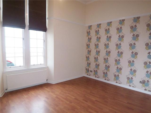  Image of 1 Bedroom Flat to rent at Crookston Glasgow Glasgow, G53 7UE