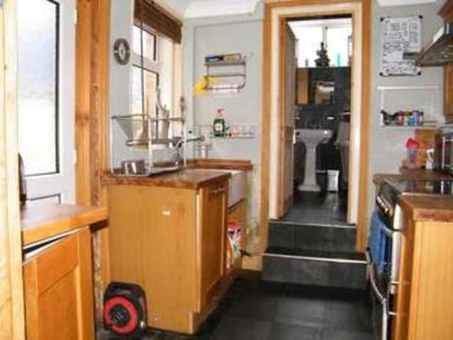  Image of 3 Bedroom Detached to rent at Poole, BH12 2BX