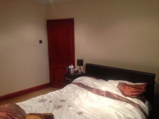 Image of 1 Bedroom Terraced to rent at PEEL PLACE  GANTS HILL, IG5 0PS