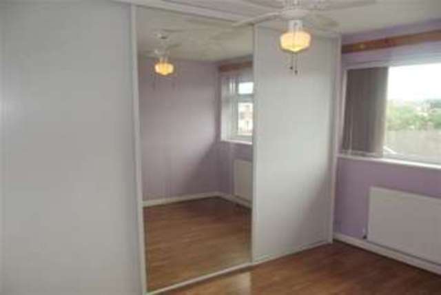  Image of 3 Bedroom Detached to rent at Wrexham, LL12 0RW